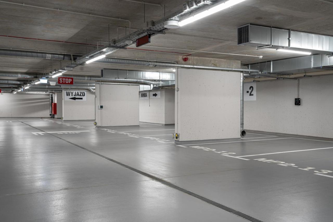Hotel Ferreus Modern Art Deco Cracovia Esterno foto The parking garage