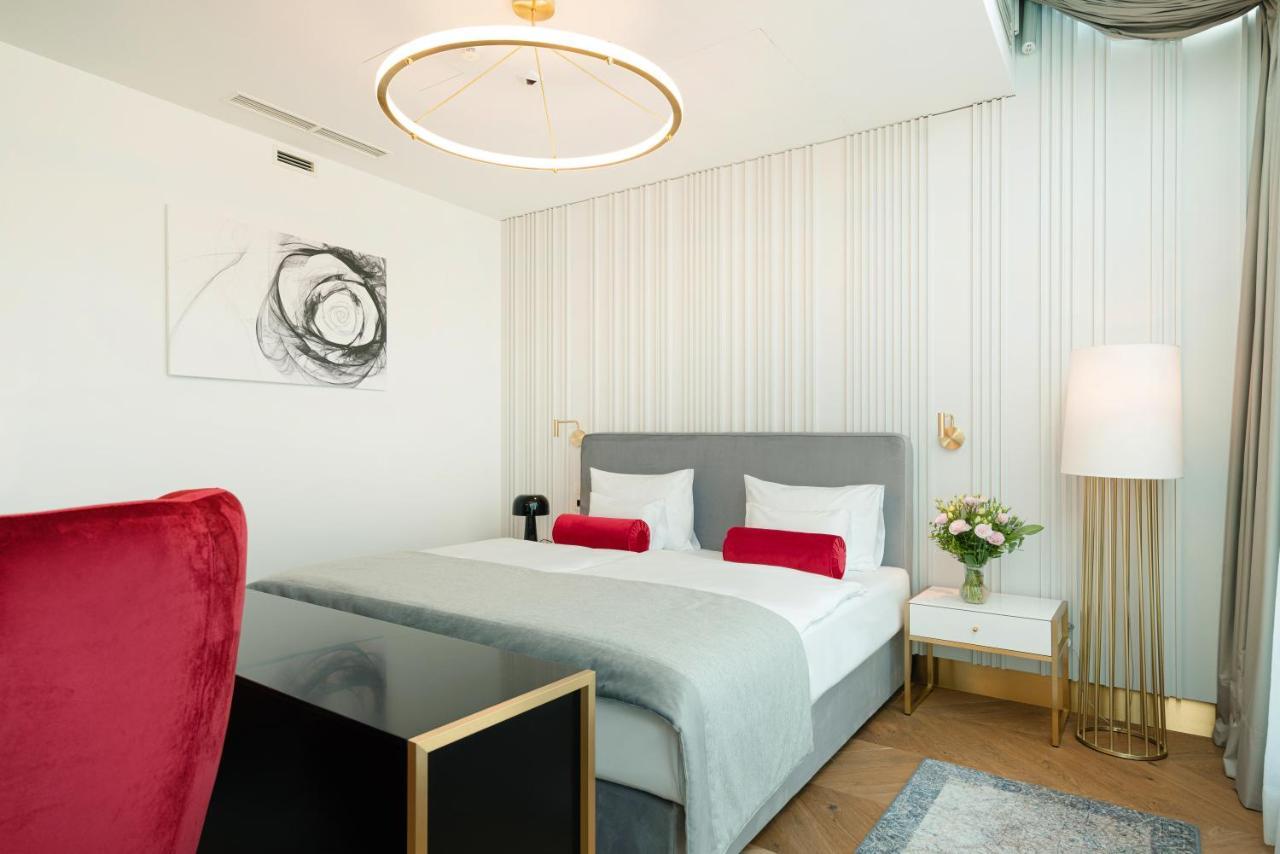 Hotel Ferreus Modern Art Deco Cracovia Esterno foto