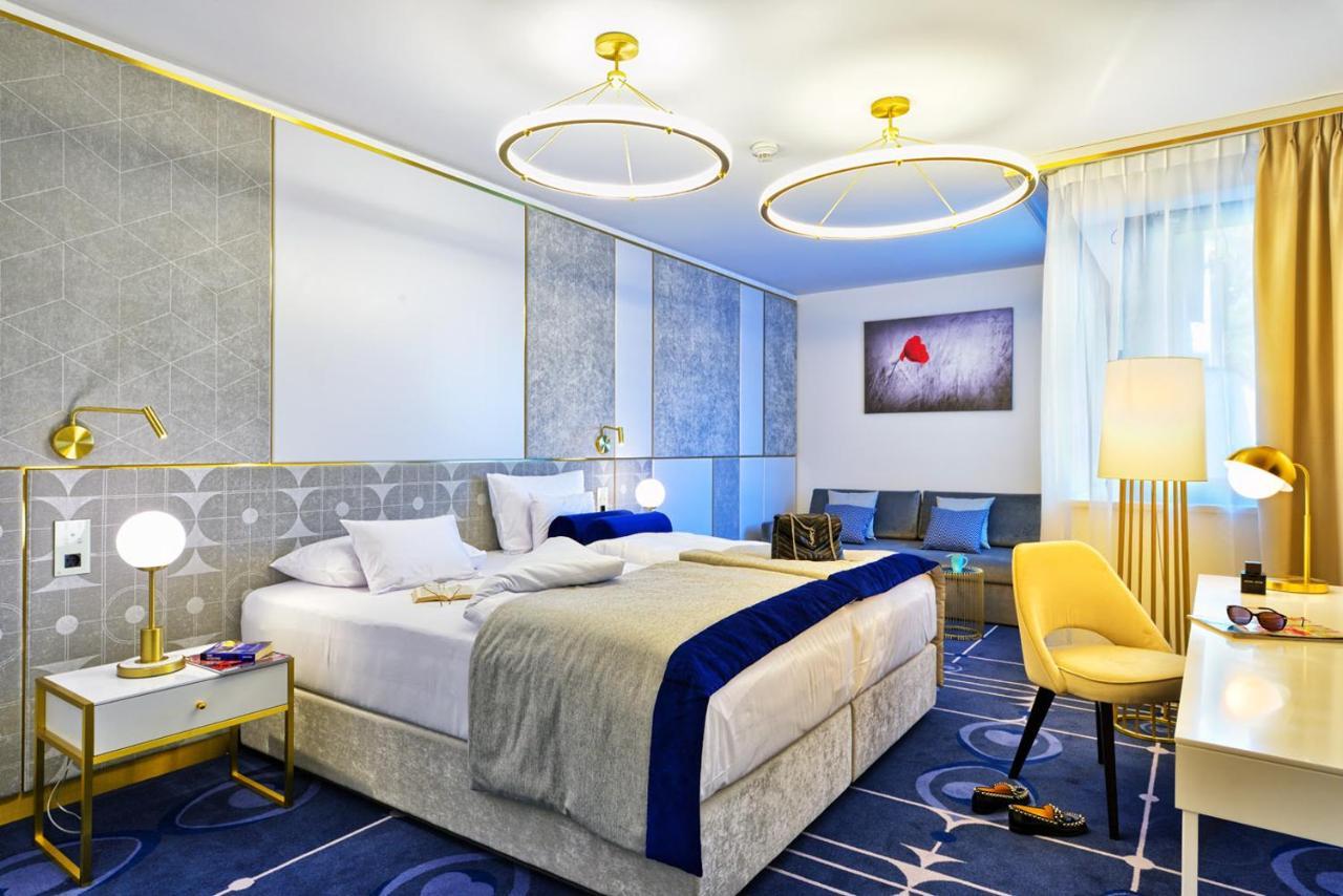 Hotel Ferreus Modern Art Deco Cracovia Esterno foto